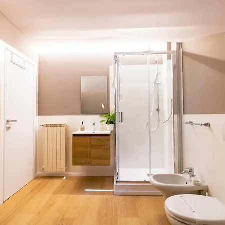 650m From The Sea, 8 Guests, Ac, Wi-fi