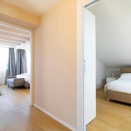 650m From The Sea, 8 Guests, Ac, Wi-fi Daire Civitanova Marche